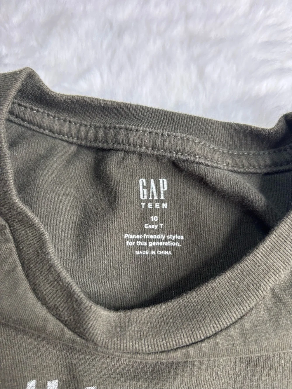 GAP Pink Floyd Graphic Tee - Olive